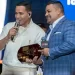 Víctor Manuelle recibe llaves de Nueva York y pone a cientos a bailar