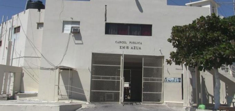 Recluso mantiene secuestrado a coronel de cárcel del 15 de Azua