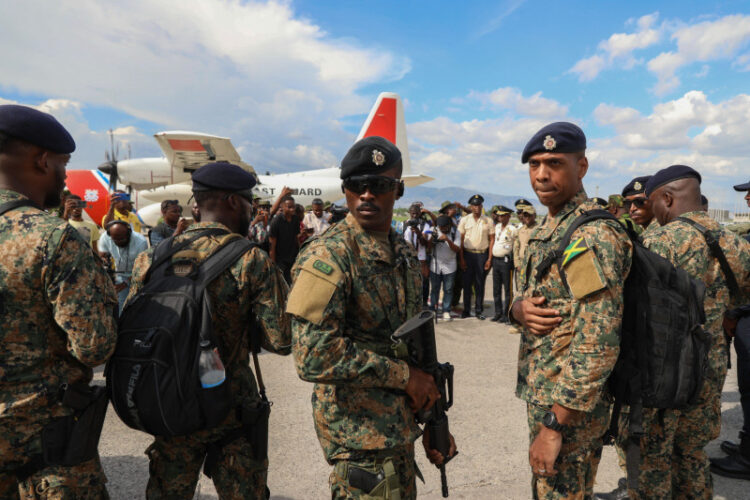 Llegan a Haití soldados de Jamaica y Belice