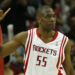 El Mundo del Baloncesto Llora la Muerte de Dikembe Mutombo a los 58 Años