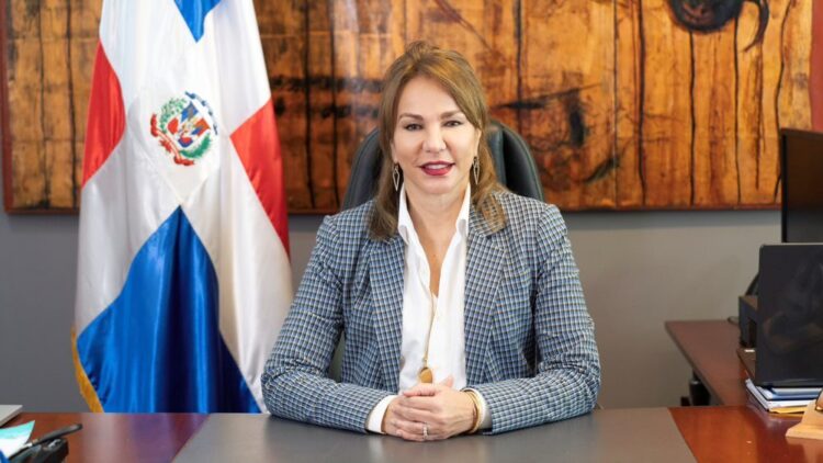 Milagros Germán habla de la adversidad política tras su paso del espectáculo al gobierno