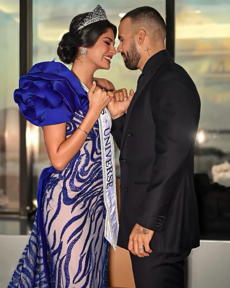 MISS UNIVERSO SHEYNNIS PALACIOS PRESENTA A SU NOVIO