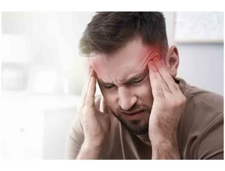 Uso excesivo de analgésicos puede provocar migraña en los pacientes, afirma especialista