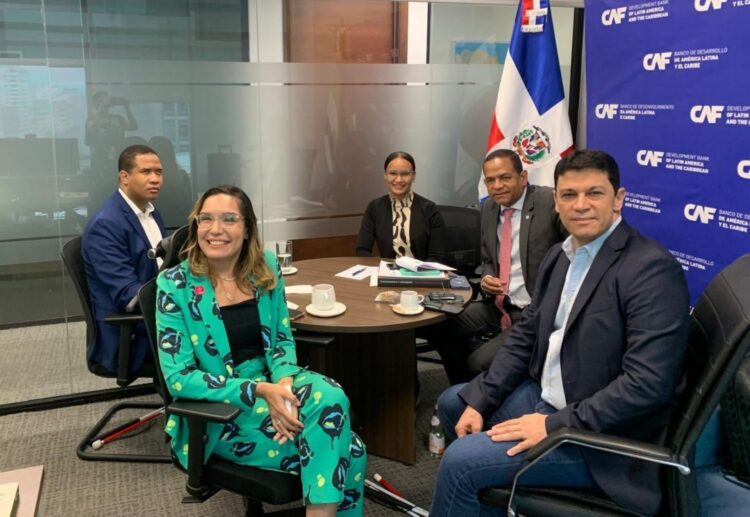 CAF se une a la campaña «Bastón Blanco» 2024