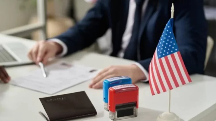 El USCIS advierte a inmigrantes sobre fraudes en ofertas de trabajo falsas