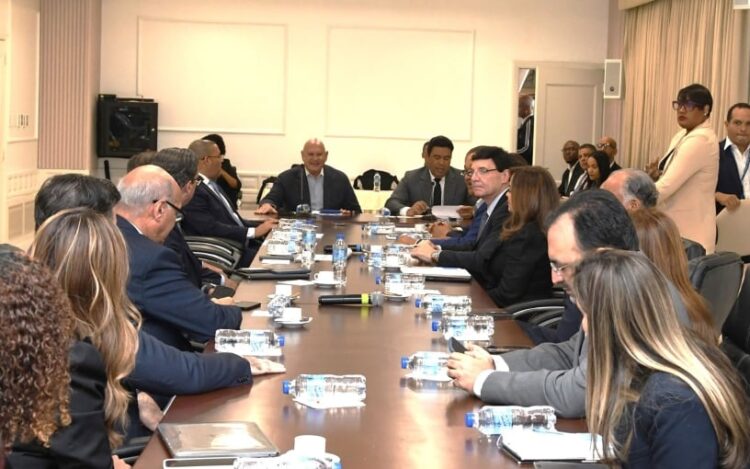 Empresarios piden modificación cesantía