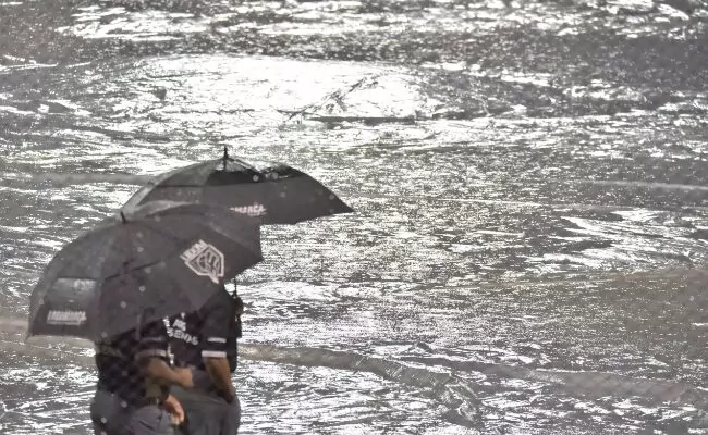 Suspenden por lluvia juego Licey y Gigantes