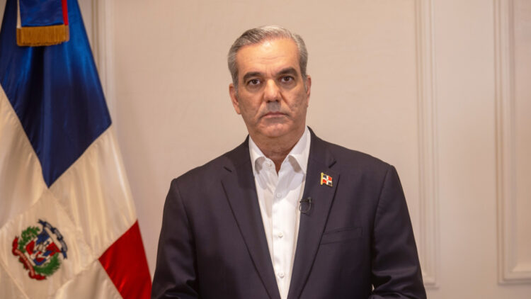 Proyecto de ley de Abinader propone penas de hasta 50 años por sicariato