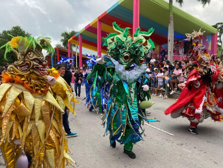 Todo listo para el Carnaval de Punta Cana