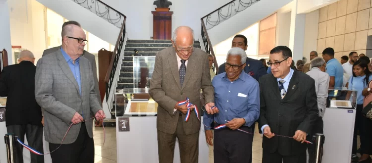 AGN y el Instituto Duartiano inauguran exposición documental y presentan libro de Duarte