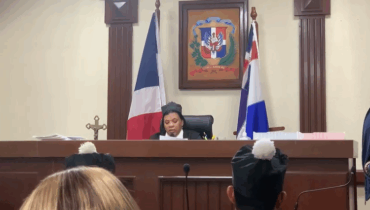 Jueza declara extinta acción penal a Ángel Martínez tras conciliación con Guido Gómez Mazara