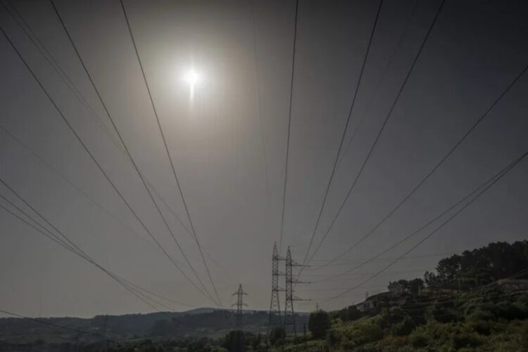 Unos 160.000 hogares sin electricidad en el sureste de Francia