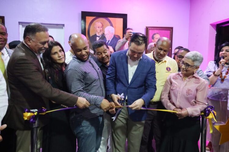 PLD reinaugura local del C.I. Pedro Albizu Campos