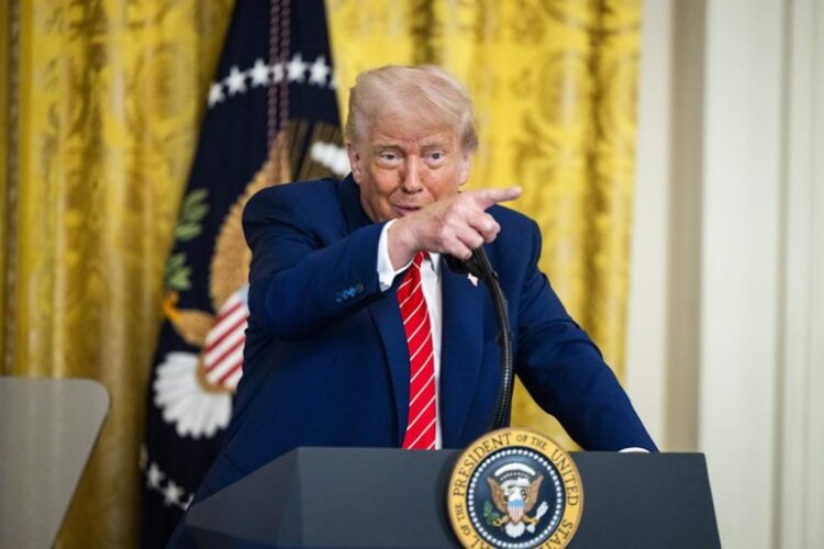 Trump pide a Sudáfrica una «explicación» sobre «persecución» a afrikáners