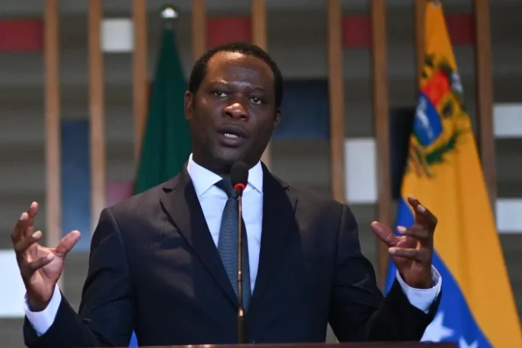 Canciller de Guyana afirma que el país «no se dejará intimidar ni amenazar» por Venezuela