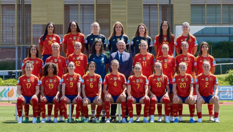 LA ROJA FEMENINA VA POR TODO! DE LA REBELIÓN A LA GLORIA: ESPAÑA QUIERE ARRASAR EN LA EUROCOPA