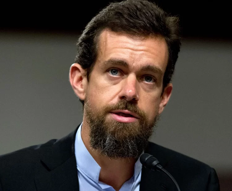 Mensajería encriptada Seguir Tema + El creador de Twitter lanza una app de mensajería encriptada que funciona sin internet