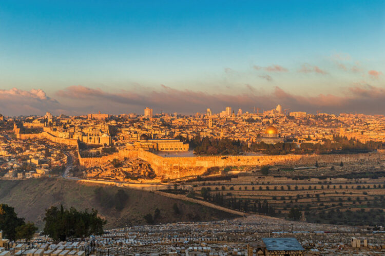 La ciudad vieja en Jerusalén, refugio de convivencia entre historia y fe