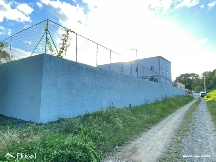 Nave Industrial en La Vega: SE VENDE