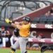Las Águilas alcanzan el segundo puesto tras apalear a los Gigantes