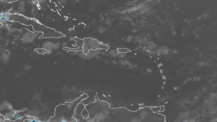 Indomet prevé chubascos aislados por débil vaguada y temperaturas calurosas este lunes en el país