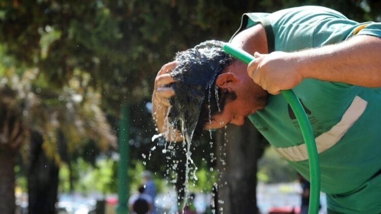 Vaguada dejará lluvias este domingo mientras las temperaturas alcanzarán los 34 °C