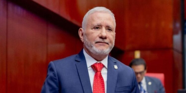 ¿Antonio Taveras se va para la Fuerza del Pueblo tras su salida del PRM?