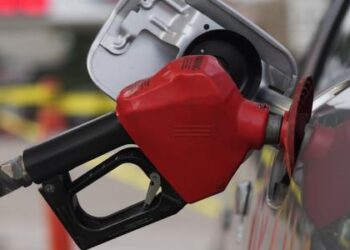 Gobierno aplica rebajas a las gasolinas para la próxima semana