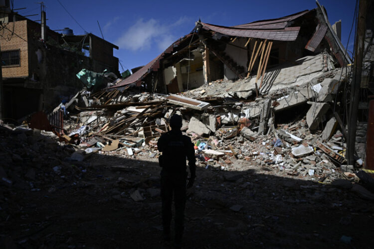 «No quiero morir en un refugio», la incertidumbre de afectados por terremoto en Venezuela
