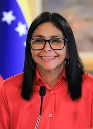 Vicepresidenta de Venezuela reconoce gesto solidario de Bad Bunny
