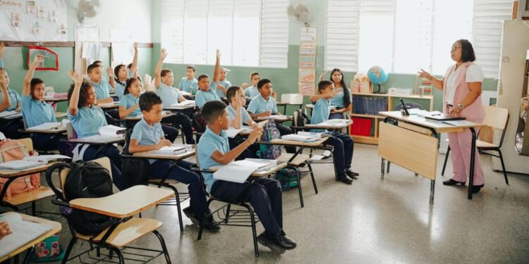 Comisión Nacional Rectora informa evaluación de desempeño docente concluye sus seis etapas