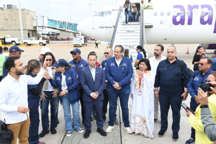 República Dominicana despliega hospital móvil y 40 médicos para asistir a las víctimas en Venezuela