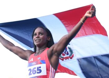 ¡RD llega a 118 medallas¡ Atletismo y karate bañan de oro al país