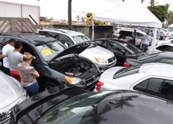 La mitad de los vehículos importados al país son yipetas